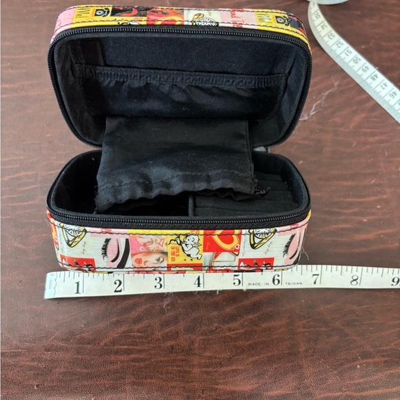 Retro Pop Art Travel Jewelry Box - Picture 5 of 6